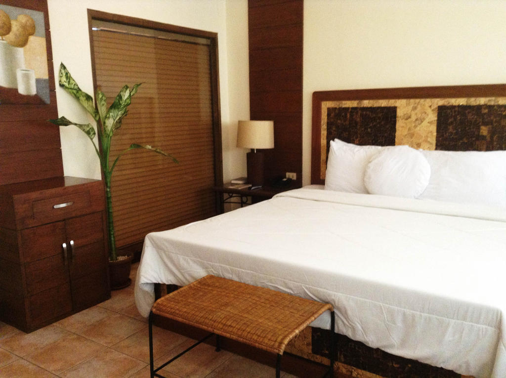 Citystate Asturias Hotel Palawan Puerto Princesa Exterior photo